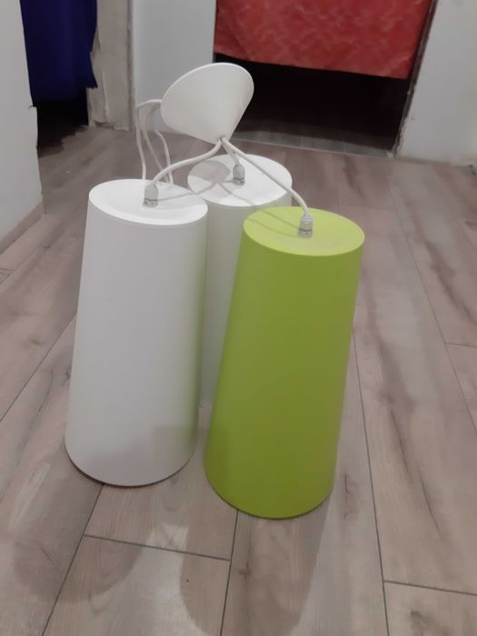 Lampa sufitowa z regulacją wysokości