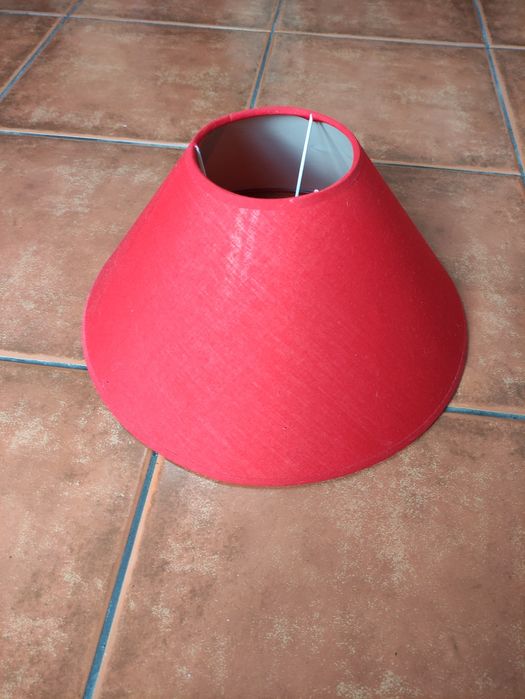 Abajur vermelho para candeeiro
