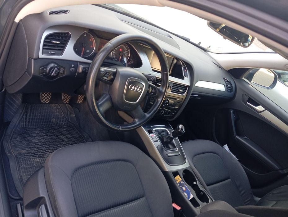 Audi A4 b8 2.0TDI 2008