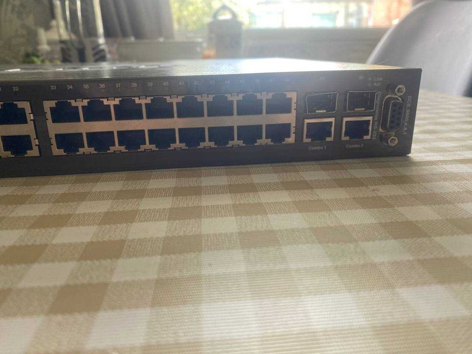 Комутатор D-Link DES-350 | 24 порти | Б/у | Робочий стан