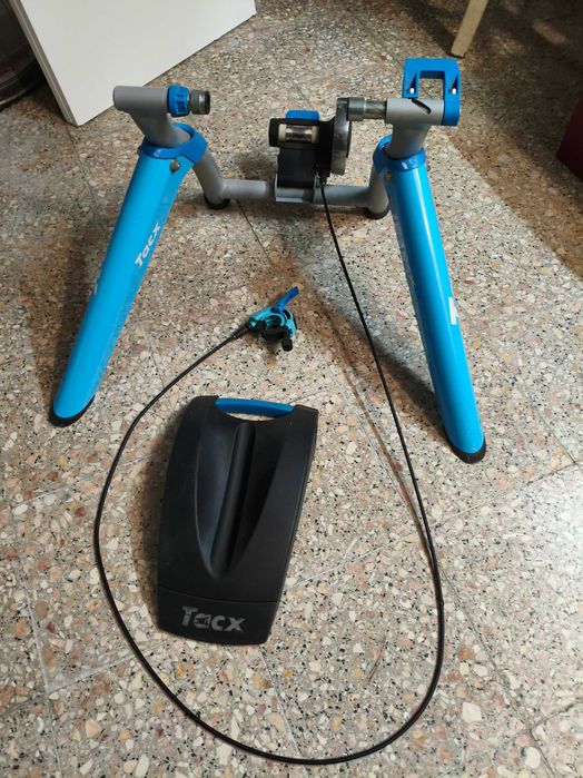 Rolo de treino Tacx Satori