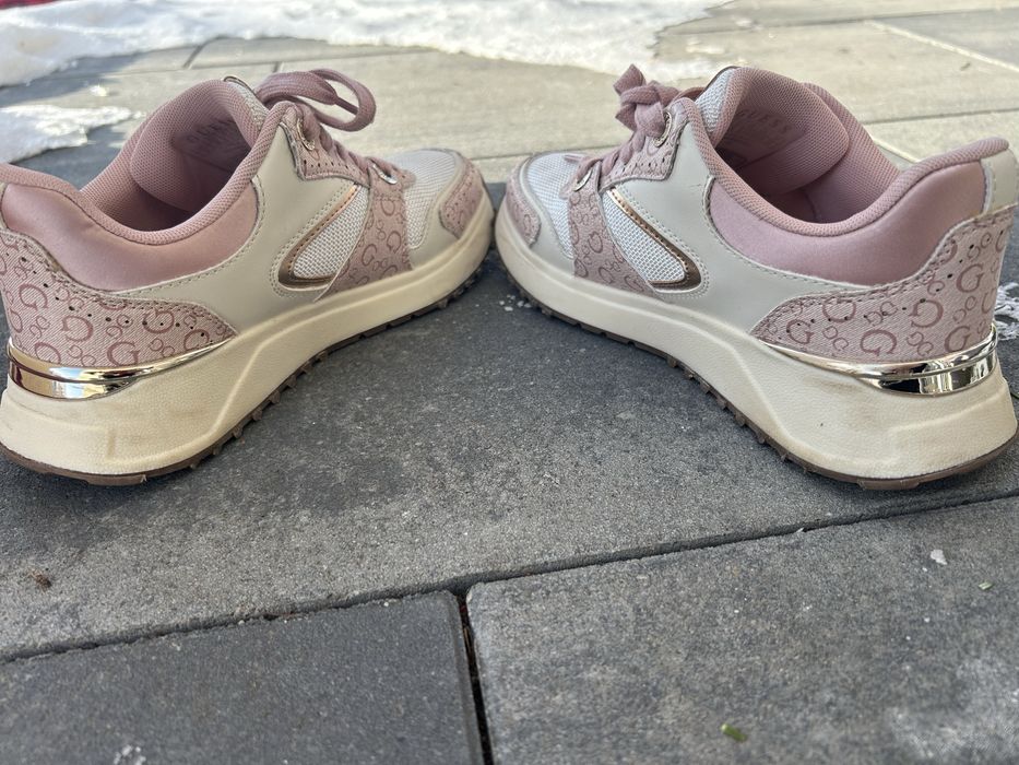 Buty Guess rozm.36