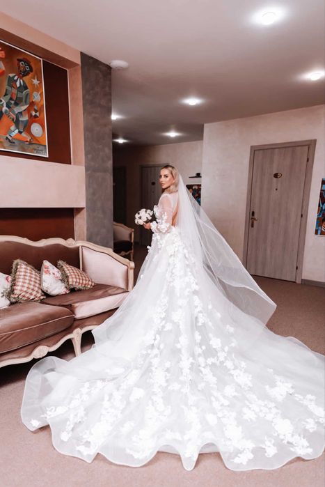 Весільна сукня дешево срочно