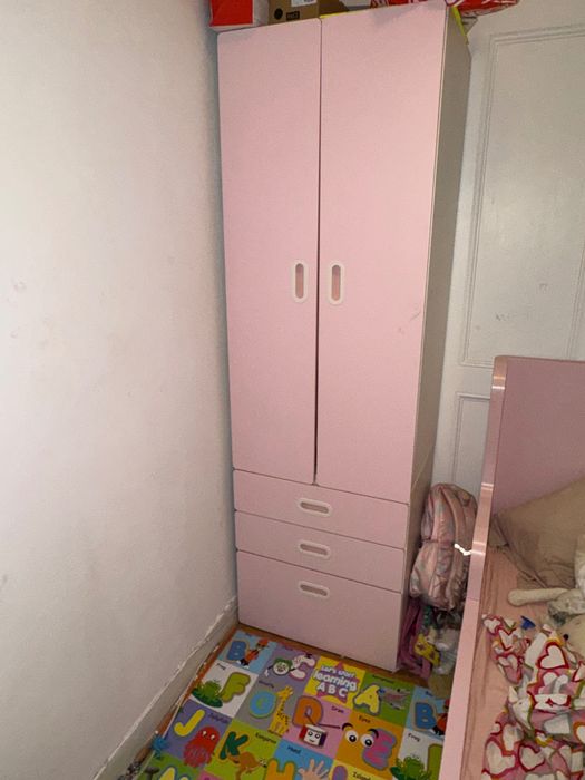 Conjunto mobília menina - IKEA
