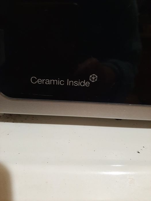 Мікрохвильва піч Samsung  під ремонт або на запчасті