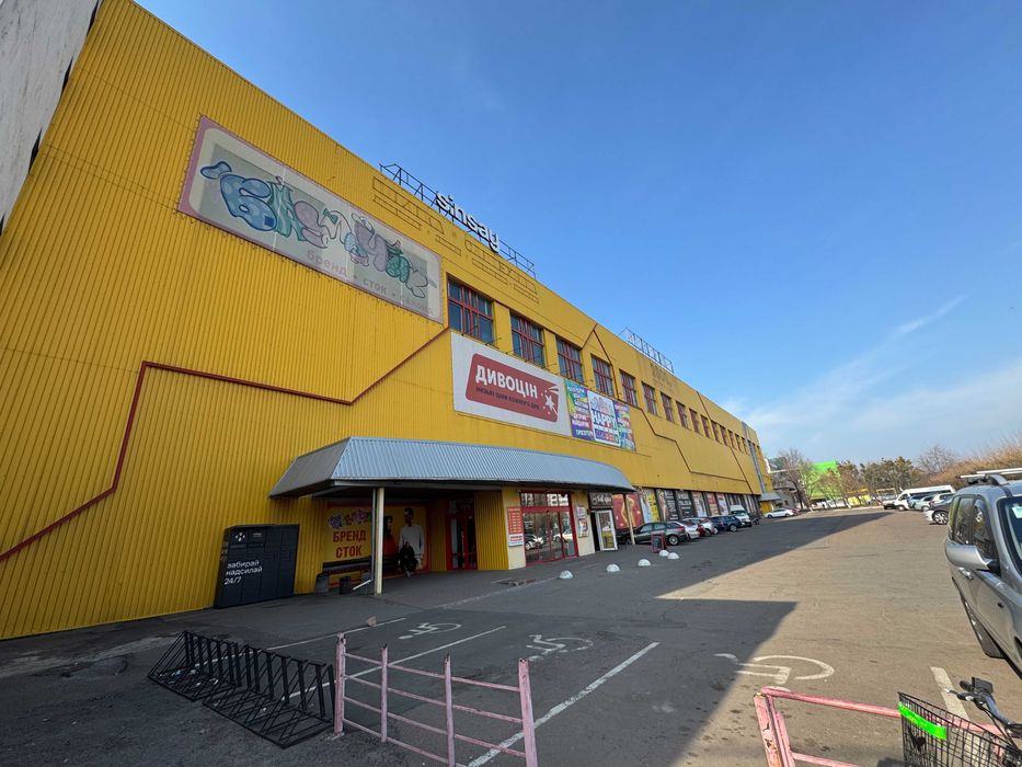 Приміщення в ТРЦ по вул. Сумгаїтська