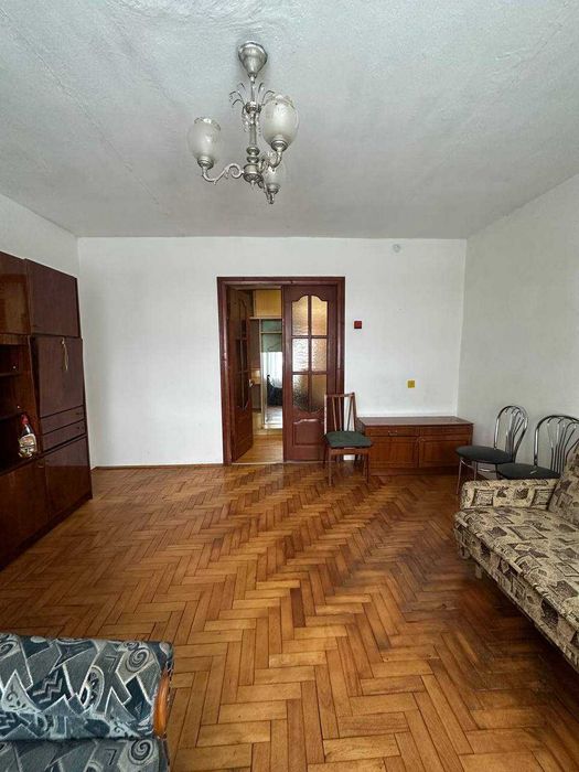 2К вул. Довга / цегла / індивідуальне газове опалення