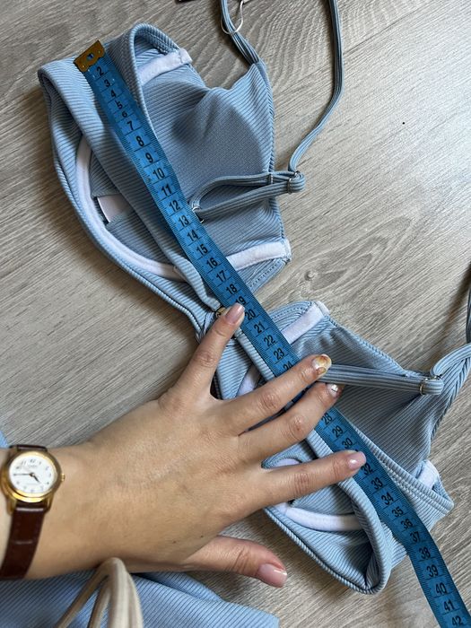 Купальник, новий, вказано розмір С, але по факту більший.