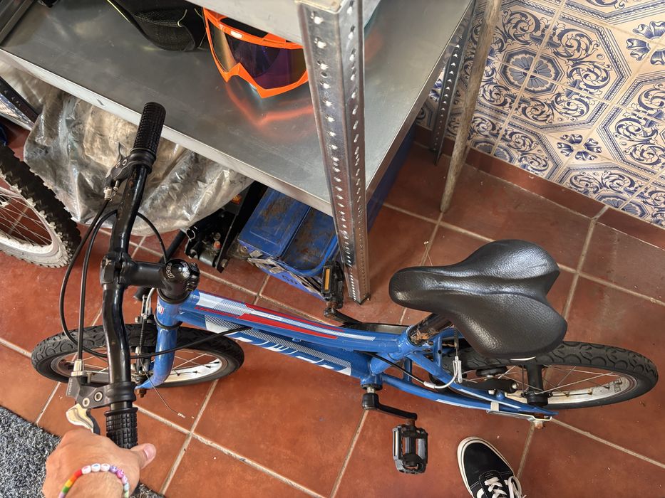 Bicicleta QUER 6 anos