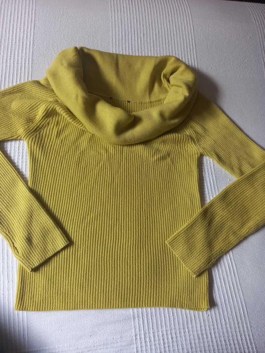 Camisola vintage, verde mostarda, S, gola (Portes incluídos)