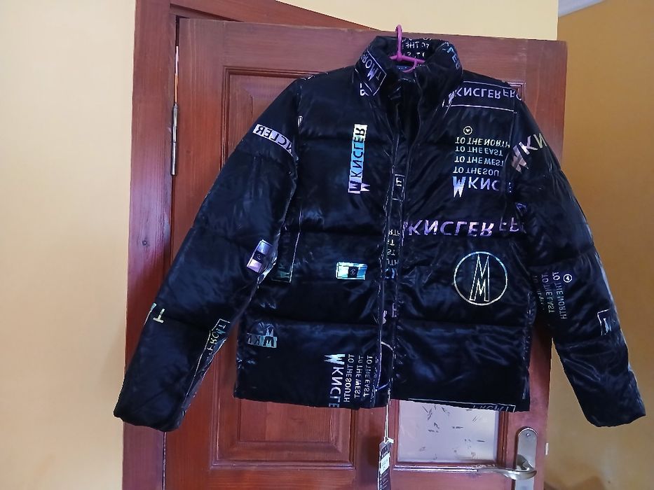 Курточка файна 50 роз