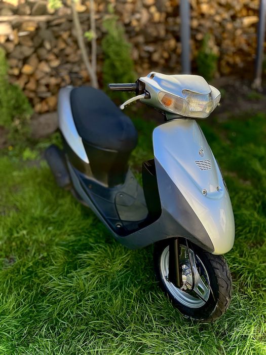 Suzuki lets 2 new