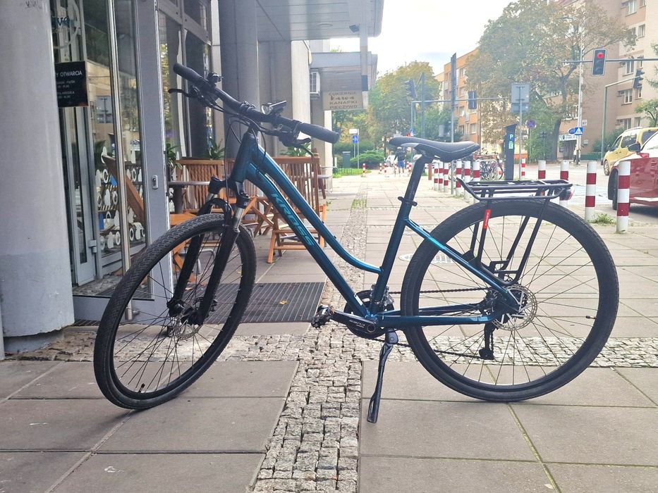 Rower Kross evado 5.0 cues, crossowy/miejski + wyposażenie