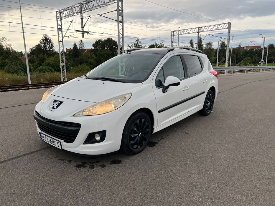 Peugeot 207 1.6 HDI kombi stan *bdb*
