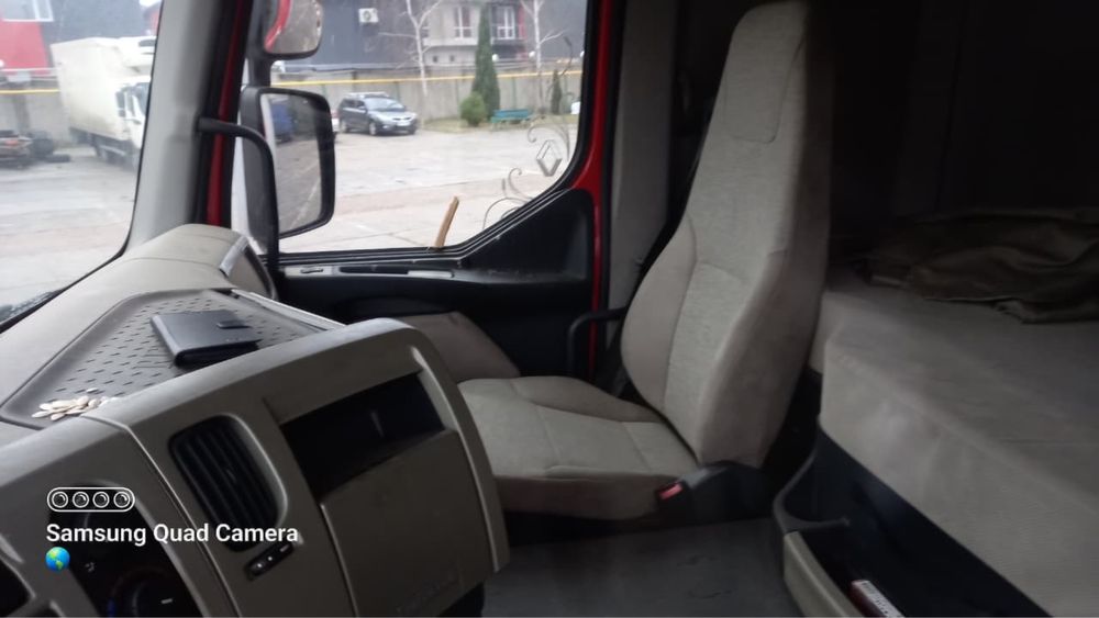 Тягач Renault PREMIUM 450 DXI