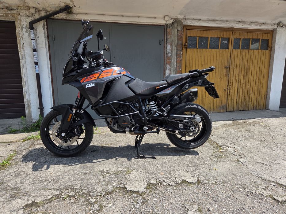 KTM