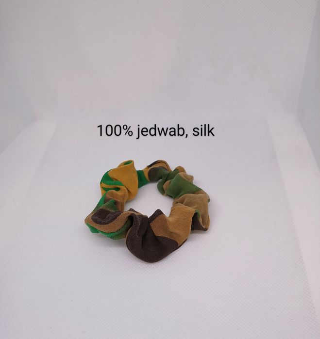 Jedwabna gumeczka scrunchie