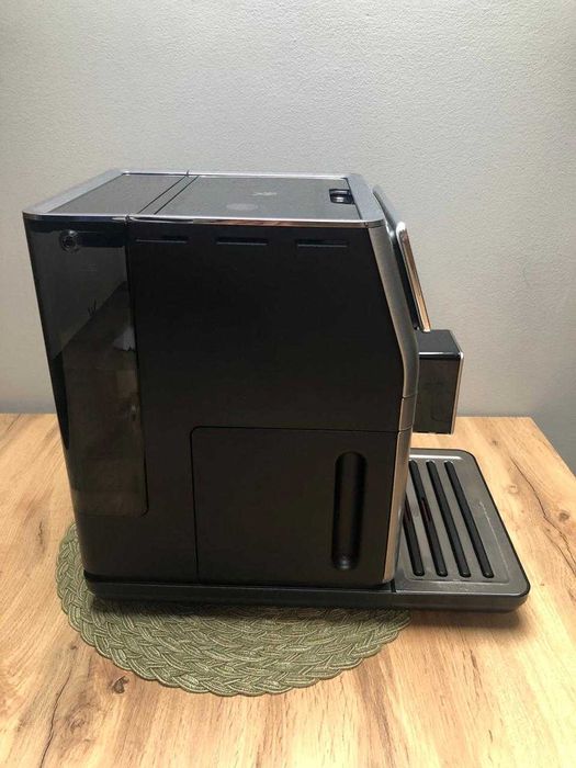 Ekspres do kawy WMF Perfection 660 CP812D