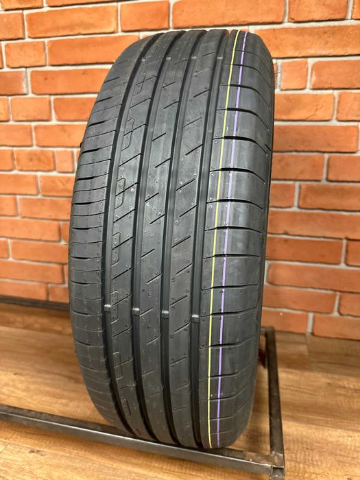 Opona Goodyear EfficientGrip 215/60R17 96H 2024 NOWA