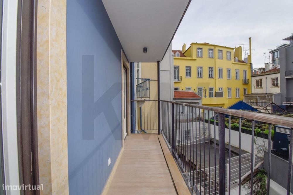Apartamento T1 novo junto Av. da Liberdade
