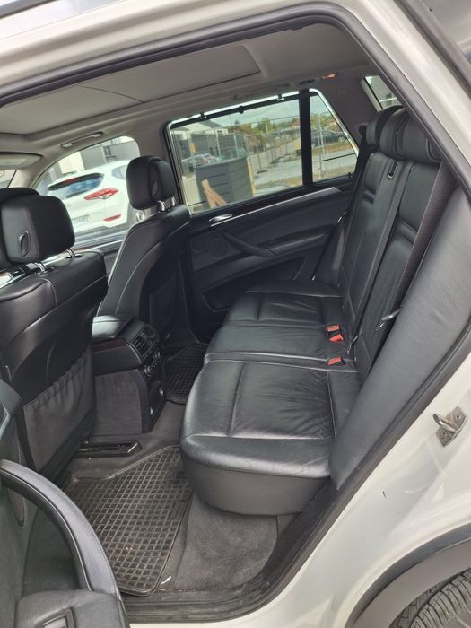 Na sprzedaż  BMW X5 2012 r