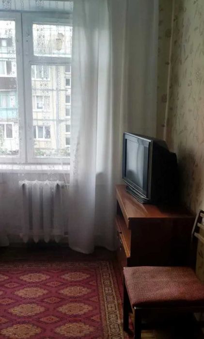 2к по бульв.Верховної Ради 12А, м.Дарниця (до 10хв)