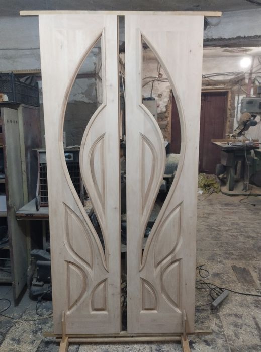 Двері дерев'яні з вільхи