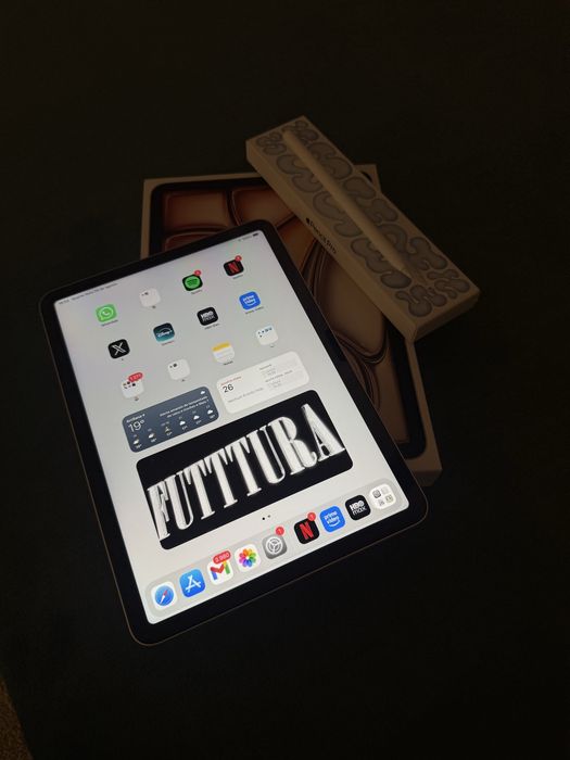 IPad Air 11" M2 + Apple Pencil Pro + Capa Teclado - Como Novo