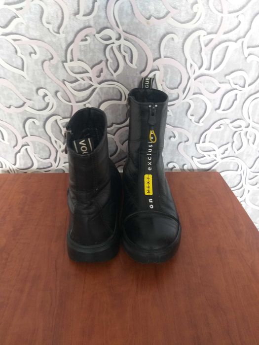 Демісезонні ботінки на дівчинку