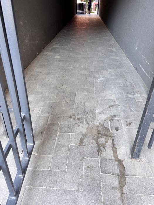 Квартира з НОВИМ ремонтом з індівідуальним газовим опаленням