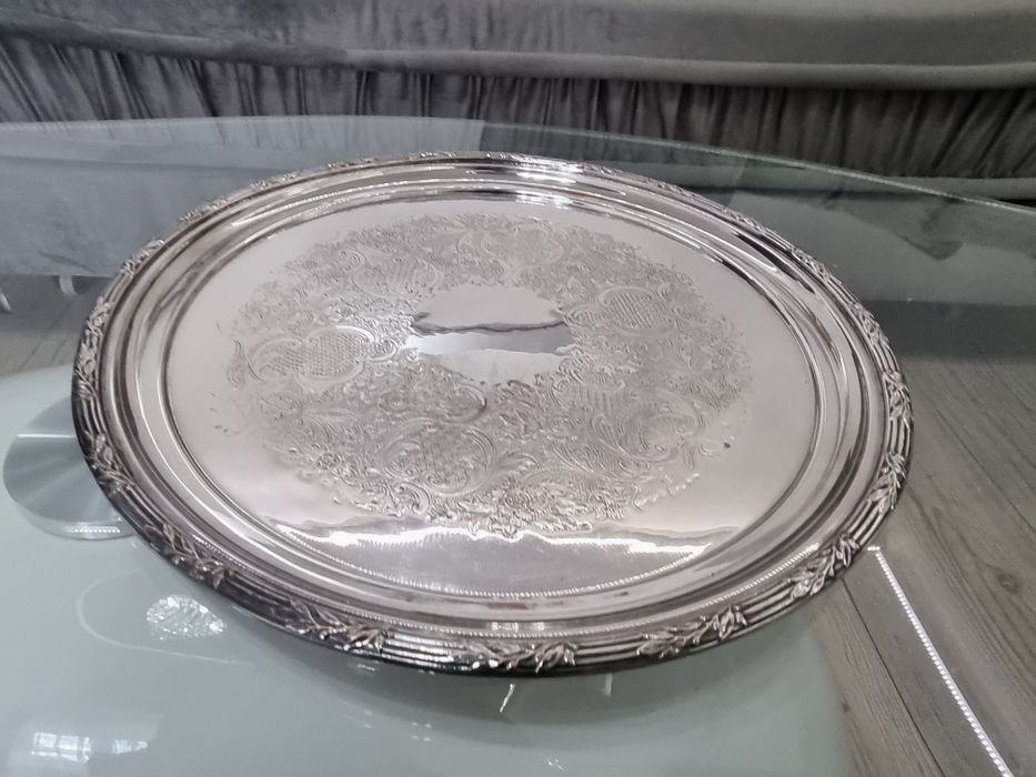 Duży posrebrzany i sygnowany plater