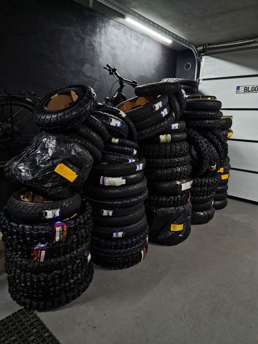 Продаж Бу и нової Моторезини на мопеди мотоцикли и скутери