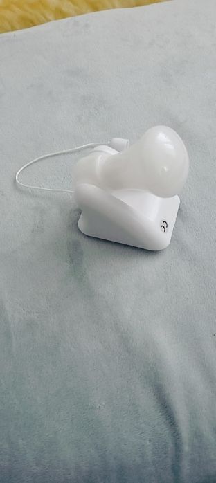 Biała, mała lampka