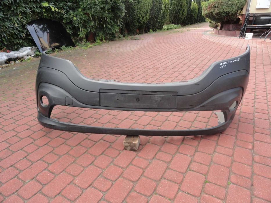 Renault Trafic, Opel Vivaro Zderzak przód 14-