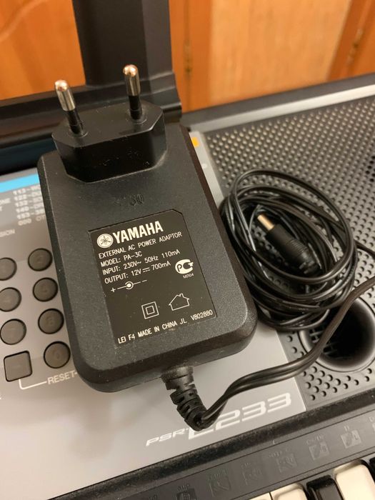 Синтезатор YAMAHA PSR - E233: 9 400 грн. - Синтезаторы Киев на Olx