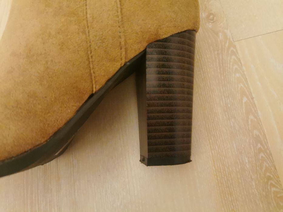 Botki zamszowe jesienne  r. 38