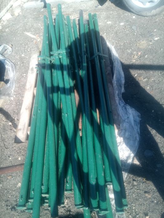 Siatka budowlana leśna ogrodzeniowa słupki