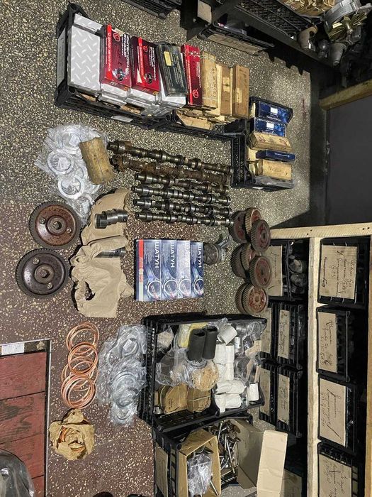 Распредвал, втулки та шестерни распредвала Газ 52, Газ 53, Газ 69, Уаз