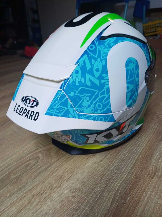 Capacete KYT Leopard