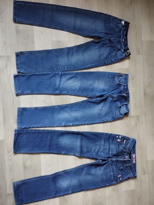 Джинси на хлопчика на флісі і звичайні зріст 152-160.