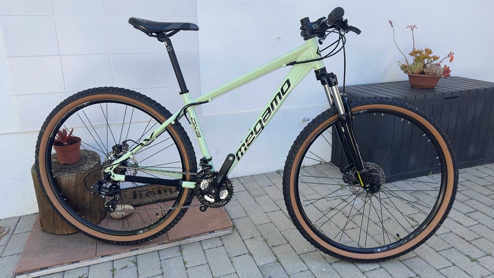 BTT Bicicleta Megano Sport DX3 - Tamanho M (Nova)