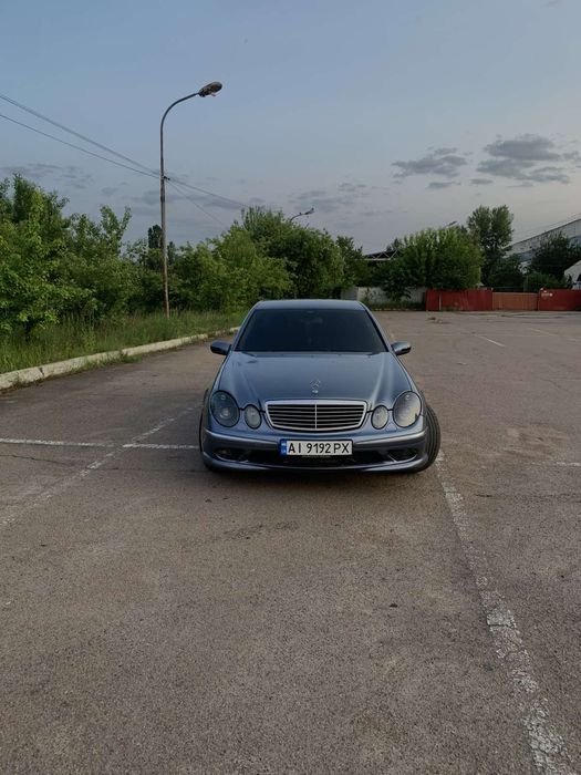 Продам мерседес W 211 комплектація Авангард