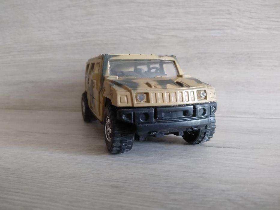 Джип  Hummer  H2