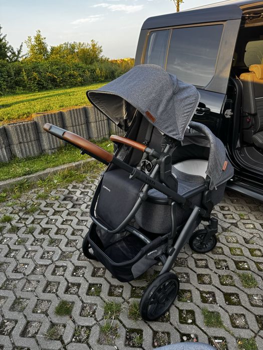 UPPAbaby Vista V3 + fotelik samochodowy z bazą ISOFIX