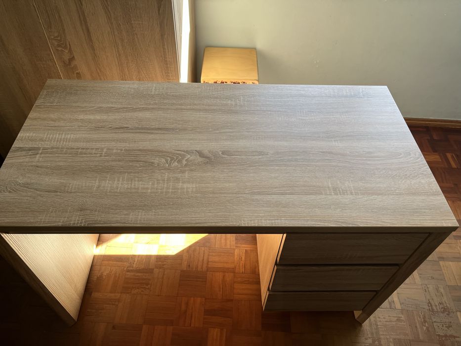 Secretaria de Pinho (cor carvalho)