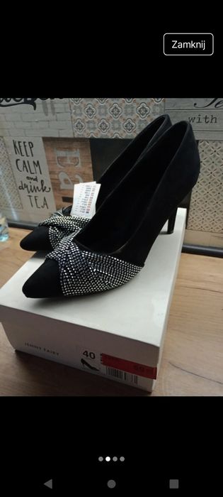 Nowe buty na szpilce 40