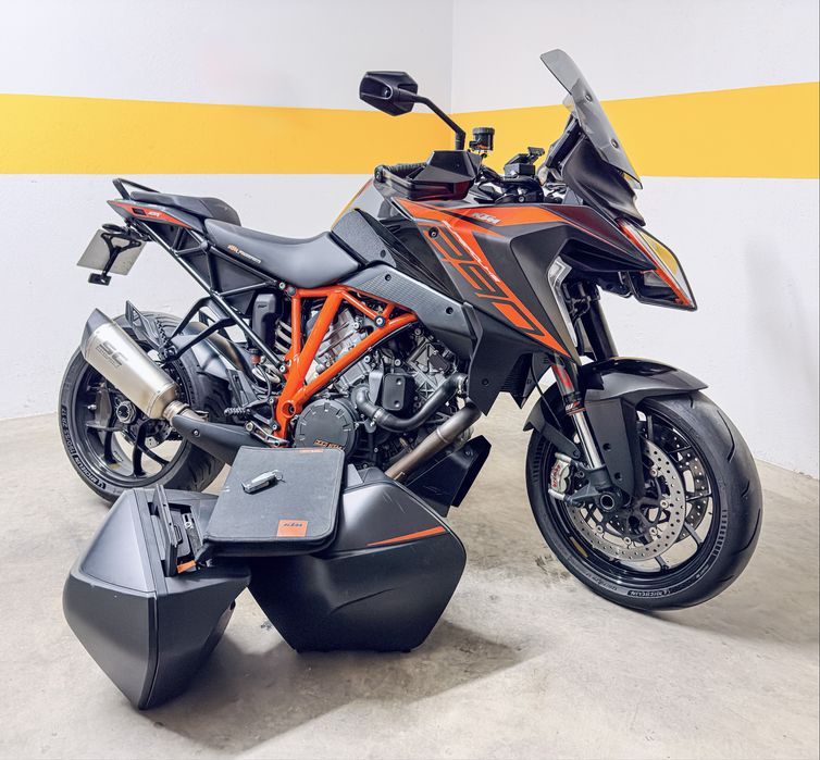 KTM 1290 Super Duke GT