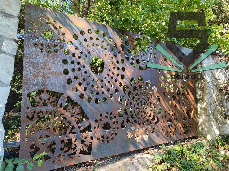 Brama przesuwna 4x1,5m wycinana laserowo, CNC,  panelowa.