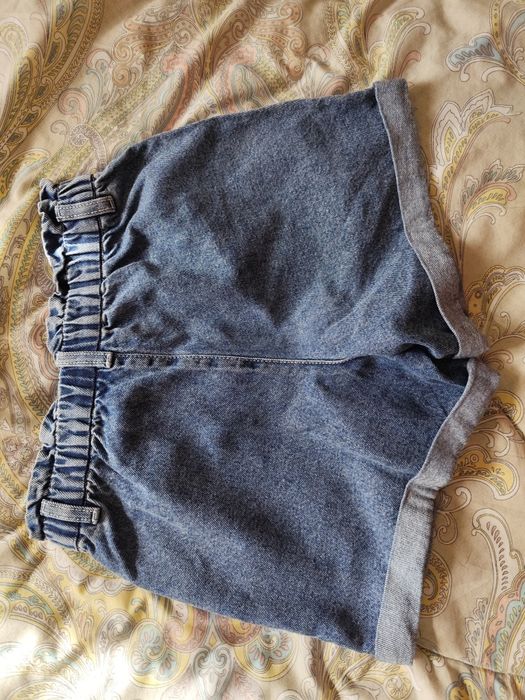 Джинсовые шорты для девочки р.128-134