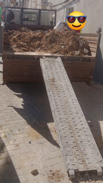 CONTENTORES para recolha e transporte de entulho e resíduos de obras